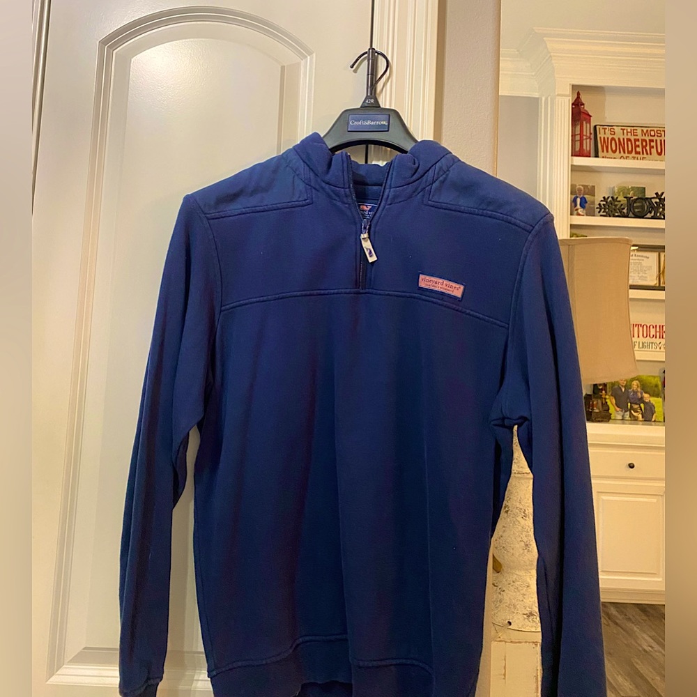 Vineyard vines pullover size small